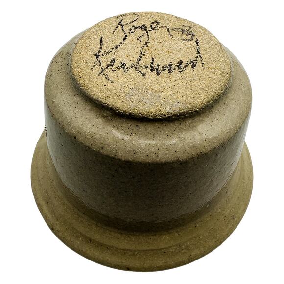 Handcrafted Beige Ceramic Stoneware Dreams 5.5" D Bowl Dish Pottery Signed - Picture 5 of 8